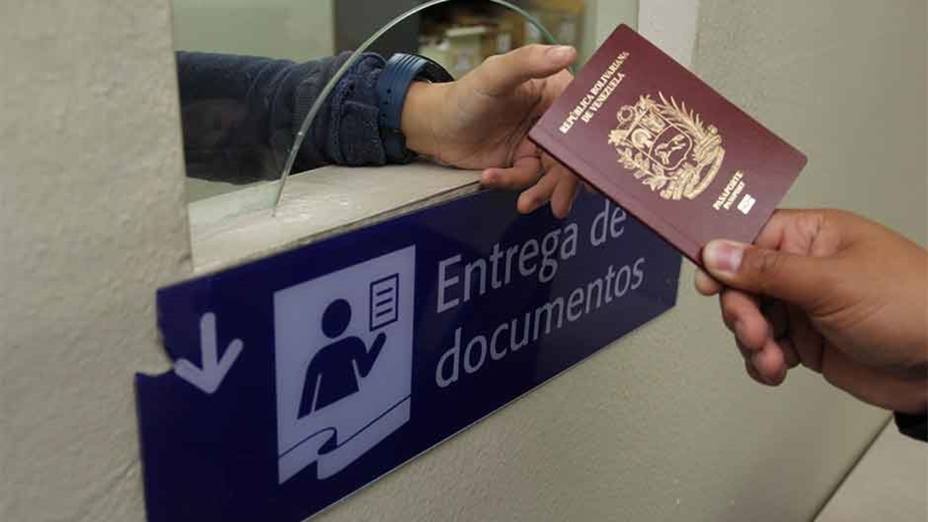 Costa Rica aceptará pasaportes vencidos de venezolanos