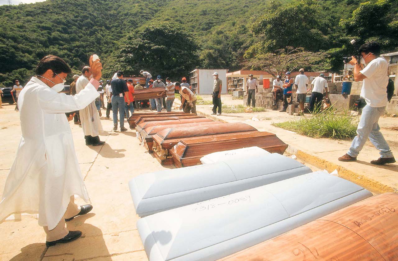 Tragedia de Vargas: el desastre que estremeció a Venezuela hace 22 años (+FOTOS)