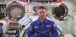papá-noel-astronauta-Andrew-Morgan