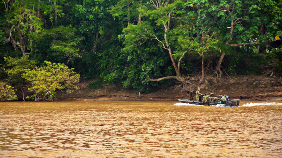 Resultado de imagen para se reportaron 6 militares fallecidos por enfrentamiento en amazonas
