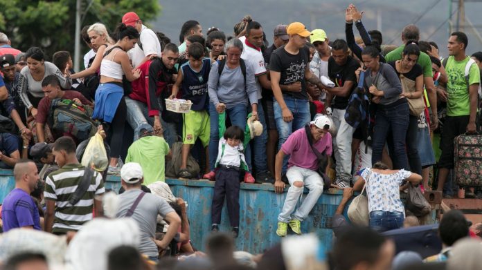 Migración Colombia reportó reducción del ingreso de venezolanos por primera vez en cinco años
