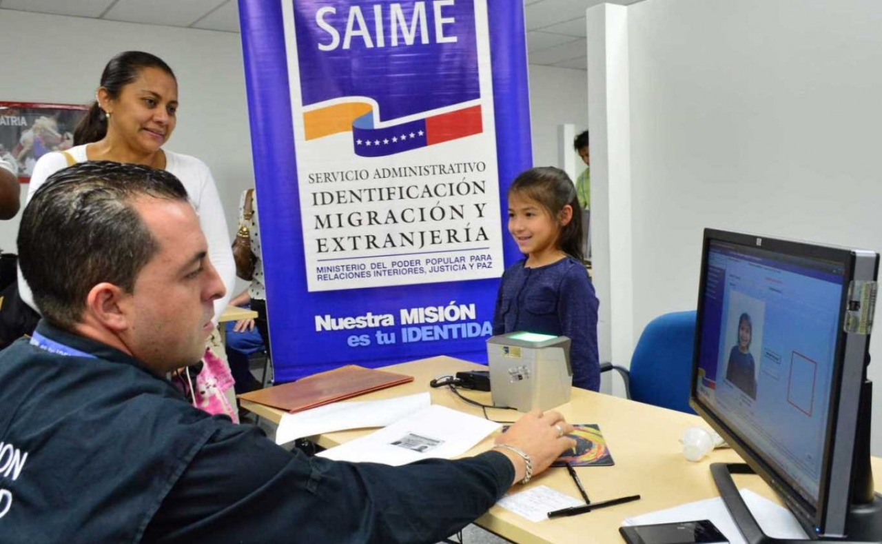 Saime: Venezolanos con dos prórrogas de pasaporte podrán optar por uno  nuevo de 10 años