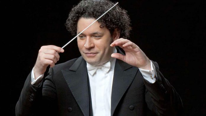 Gustavo Dudamel receives the Medal of Gold in Merit in the Beautiful Arts