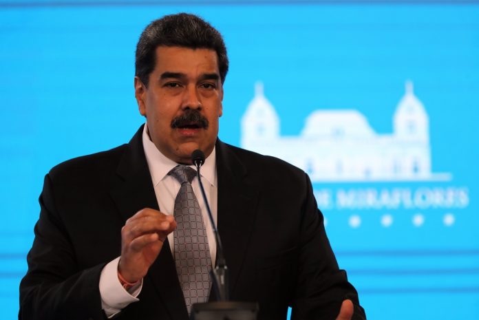 Maduro: Estamos listos para la defensa armada cuando haga falta