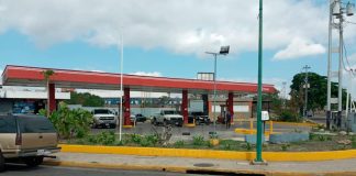 Oficiales amenazaron a periodistas en una estación de servicio de Barquisimeto