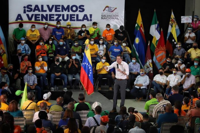 "Aquí hay unidad y de sobra", Guaidó presentó el Plan Salvemos a Venezuela