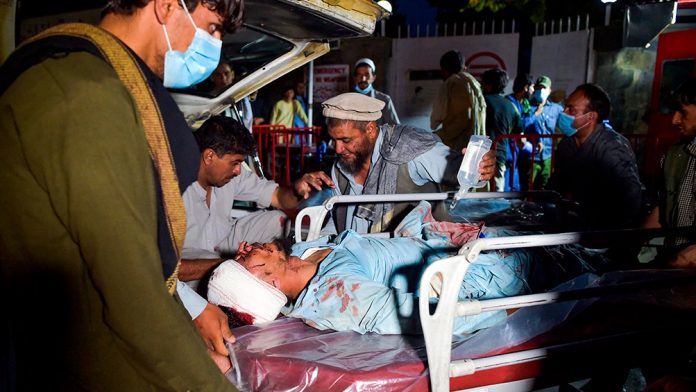 Estado Islámico se atribuye uno de los atentados suicidas en Kabul