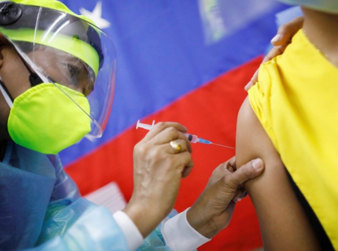 booster dose vaccinated Venezuela vaccination / education