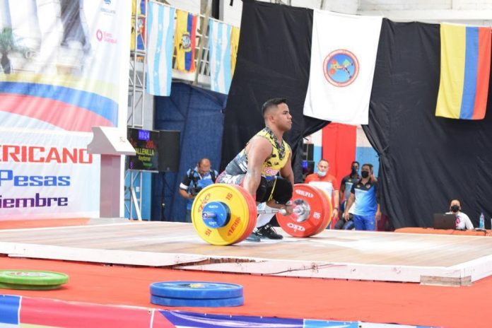 Keydomar Vallenilla ganó la medalla de oro en el Panamericano de pesas en Guayaquil