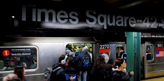 Un tiroteo en el Metro de Nueva York deja a un herido en el pecho por bala