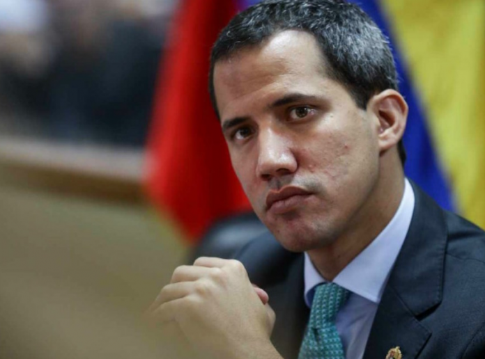 Guaidó espera que Gustavo Petro mantenga "protección" a venezolanos