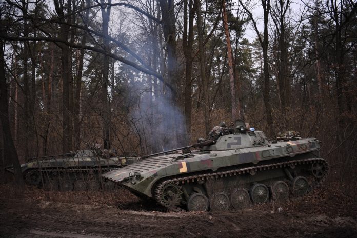 Rusia inició una invasión de Ucrania y los ataques ya dejan decenas de muertos