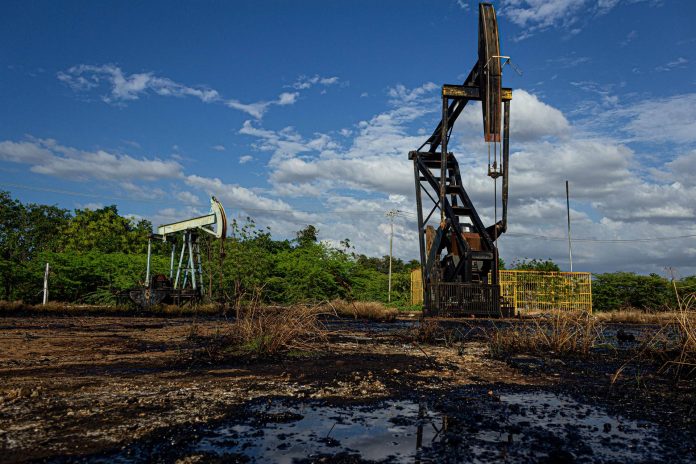 Petróleo PDVSA VENEZUELA-La oposición para-Roszarubezhneft