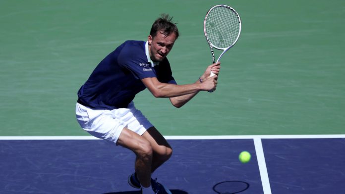 Medvedev listo para jugar en Wimbledon si los tenistas rusos lo permiten