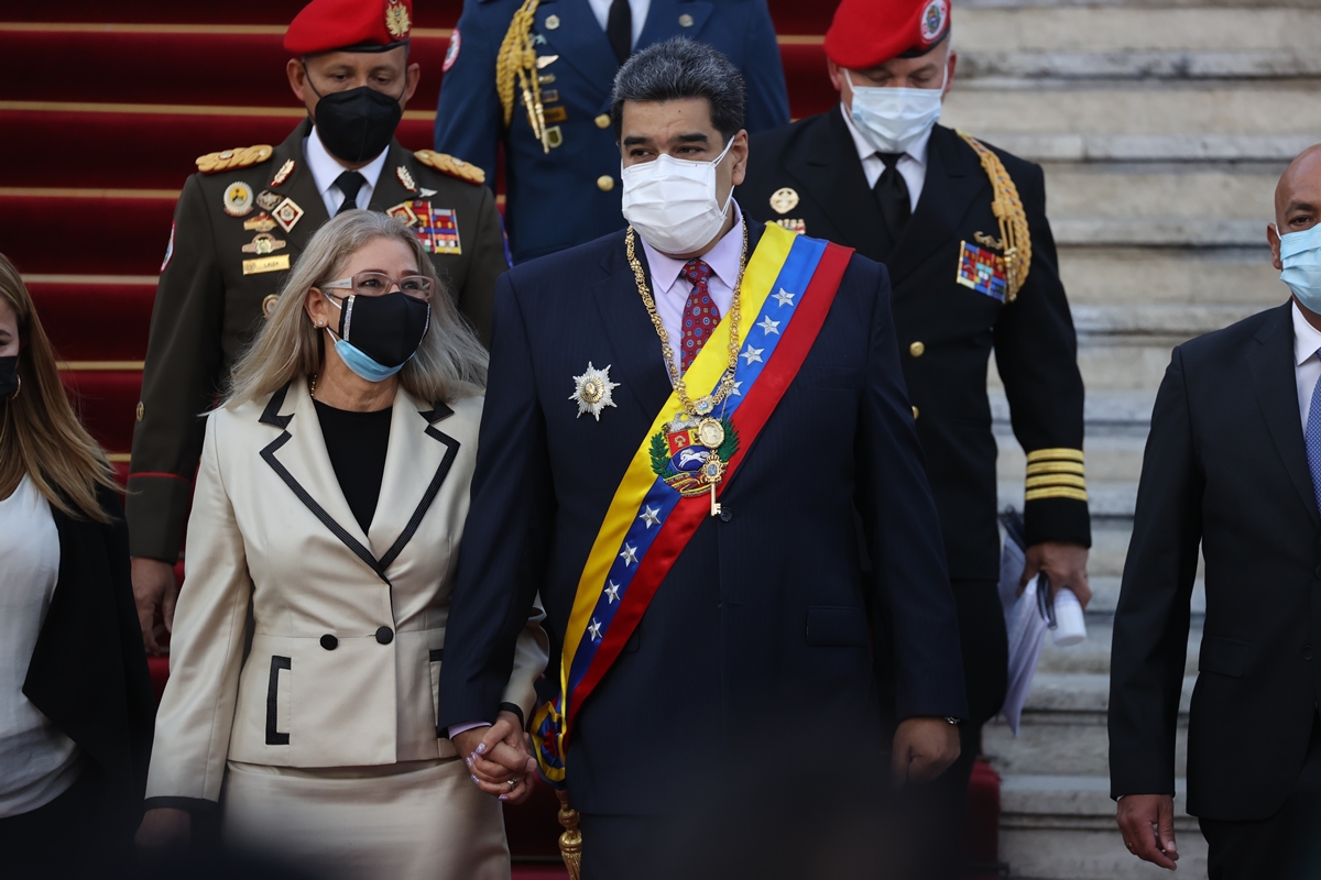 -BORRADOR- Sanciones, petróleo y negociación: los escenarios que plantean los expertos ante el acercamiento de Joe Biden y Nicolás Maduro