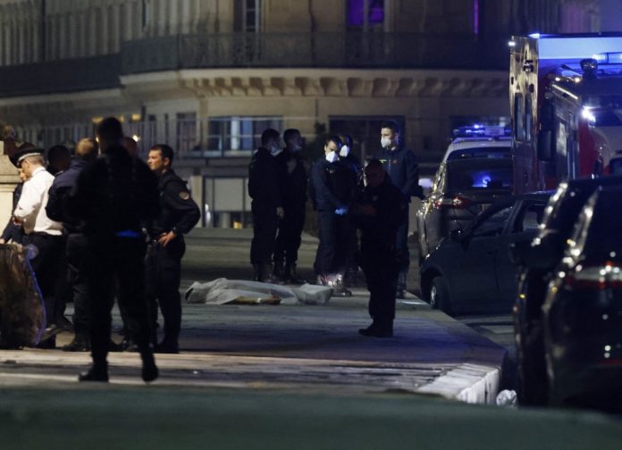 Al menos dos muertos y un herido tras protestas contra Macron en la capital francesa