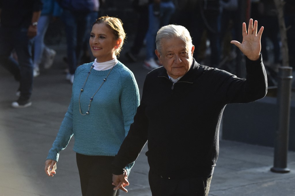 Mexican people vote in the sequel to Lopez Obrador