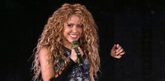 Shakira Exempleada