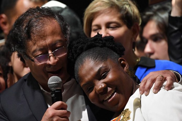 Francia Márquez, primera vicepresidenta afrodescendiente de Colombia, llama a "reconciliación" después de las elecciones