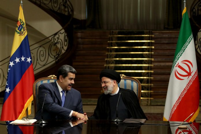 Iran and Venezuela seal their alliance with a 20-year cooperation agreement