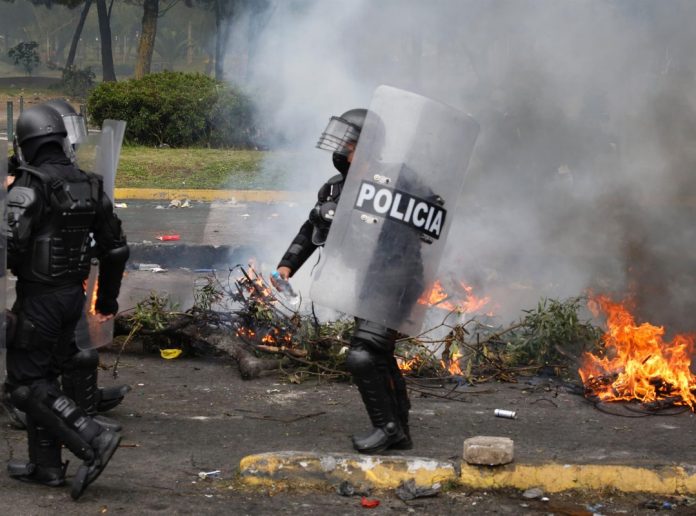 Lasso denuncia un intento de golpe detrás de las protestas en Ecuador