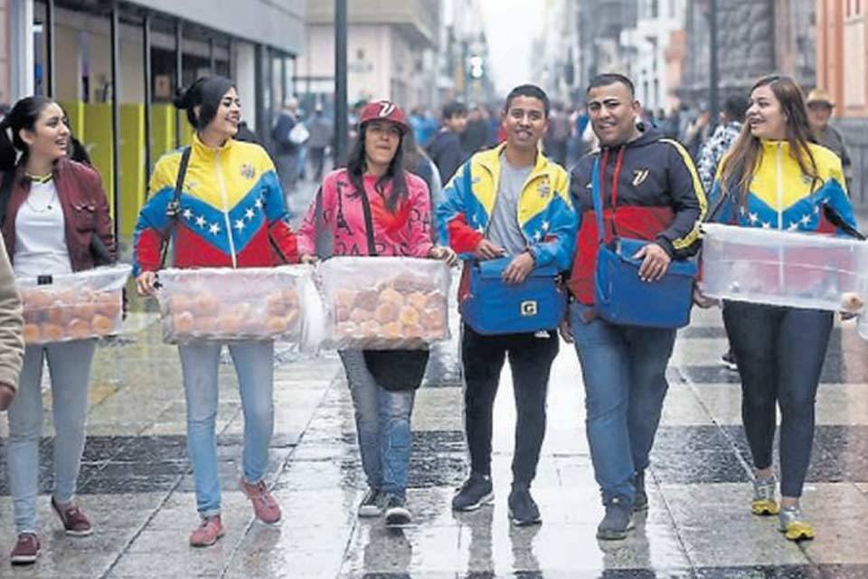 https://cdn.elnacional.com/wp-content/uploads/2022/06/Venezolanos-En-Peru.jpg