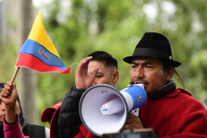 Indígenas de Ecuador convocan a plantón en apoyo a su líder procesado por protestas