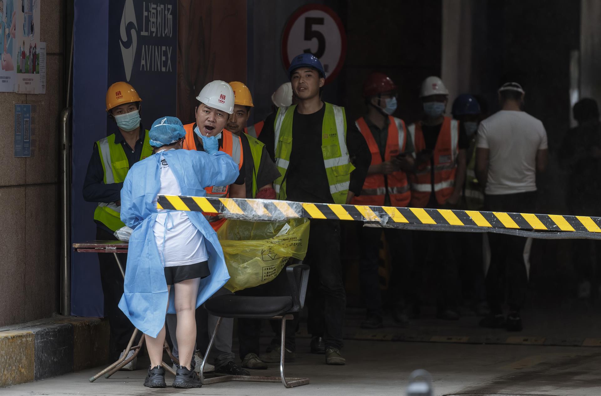 Cifra de muertos por terremoto en China sube a 82